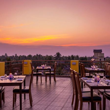 Sairaj Beach Resort Calangute Exterior photo